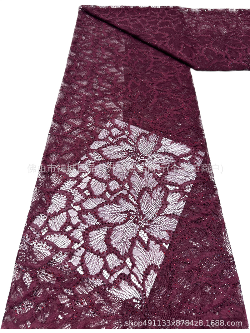 Nuevo hueco flor de encaje fondo tela de perforación caliente pesada cola de pez vestido de boda vestido de noche brindis tela spot