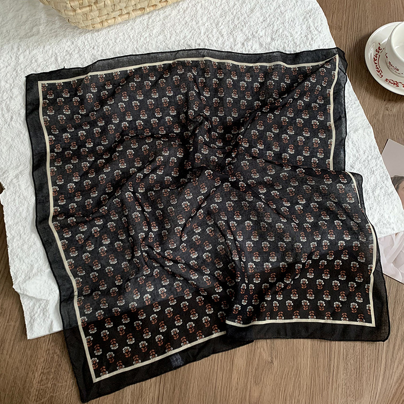 Bufanda de seda, bufanda cuadrada pequeña, sentido avanzado, verano nuevo estilo, bufanda decorativa, bolsa atada, cinta, pañuelo en la cabeza, cinta para el cabello, cinta para el cabello