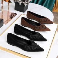 6213-H67 Retro Style Design Flower Pointed Women's Shoes Flat Heel Shallow Mouth Versatile Suede Comfortable Flat Shoes for Women