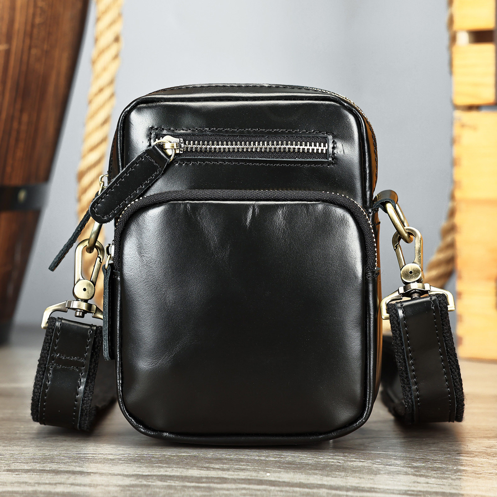 Ventas transfronterizas calientes de cuero para hombres mochila deportiva al aire libre mochila texturizada retro colección de bolsos de hombro