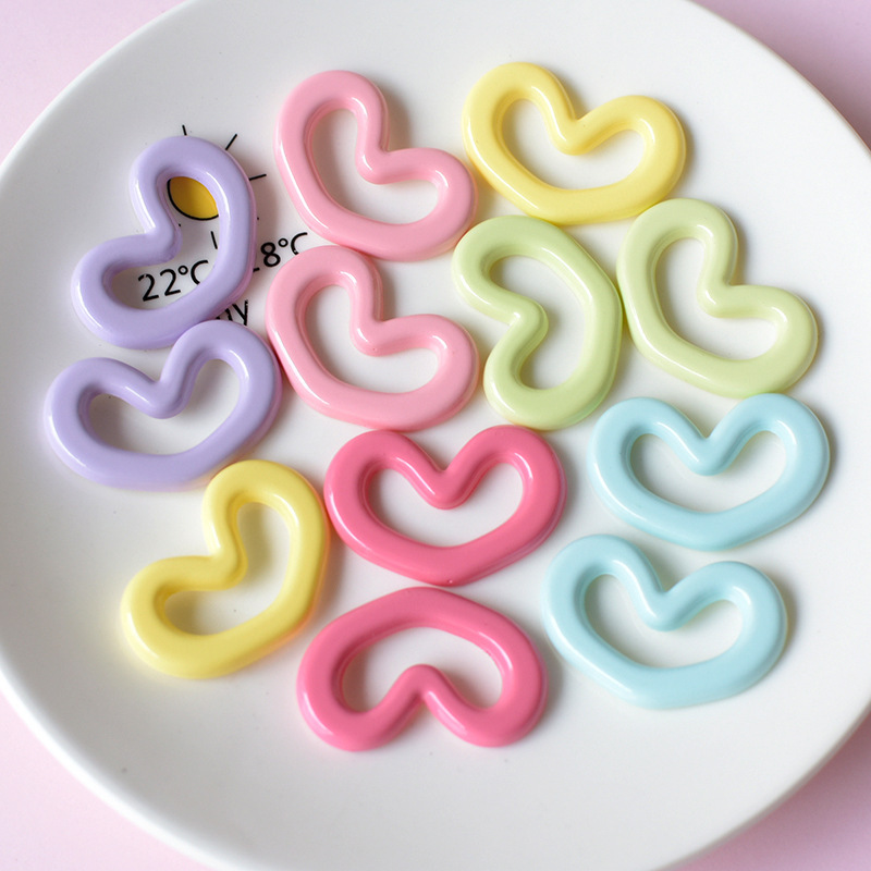 甘い透かし彫りの愛のアクセサリの携帯電話のケースの髪飾りの穴の靴のdiyの材料の卸売りのpj1098|undefined