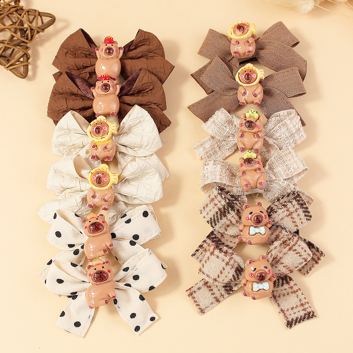 Cute children's cartoon cloth