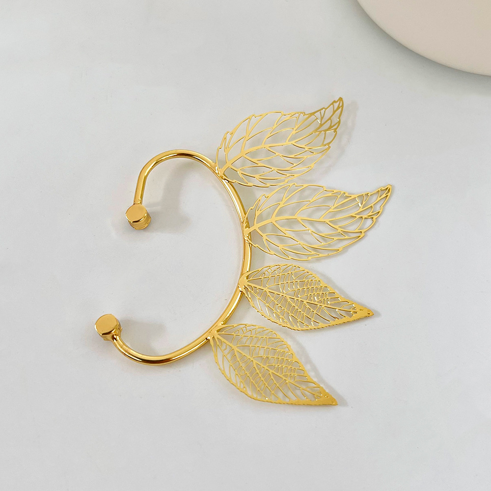 Femmes Style De Fée Feuille Le Cuivre Pas D'incrustation Des Boucles D'oreilles Évider Clip Et Manchette Boucles D'oreilles display picture 5