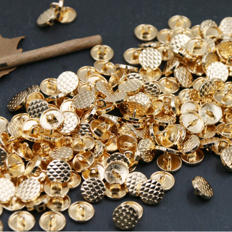 British Style Alloy Electroplated Hand-Stitched Shirt with Metal High-Foot Buttons, Fashionable Snap Buttons, Vintage Exquisite Buttons for Shirts