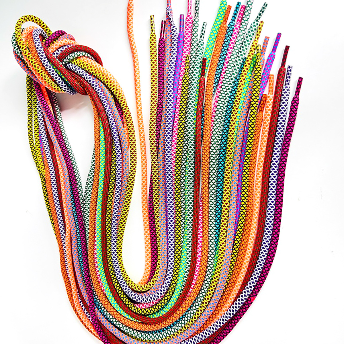 96 color 0,5 cm dragón escama doble color bajo elástico hilo paquete de cuerda redonda rojo con paquete verde decoración de poliéster trenzado colgante