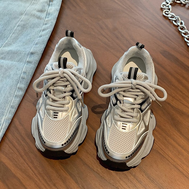 Papá zapatos de mujer zapatos negros de terciopelo 2026 nueva primavera y otoño versátil muffin grueso aumento de altura zapatos deportivos casuales