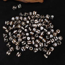 �ڰ����ج��һ��ˮ�y��������F�������������12*12mm��Ȼʯ