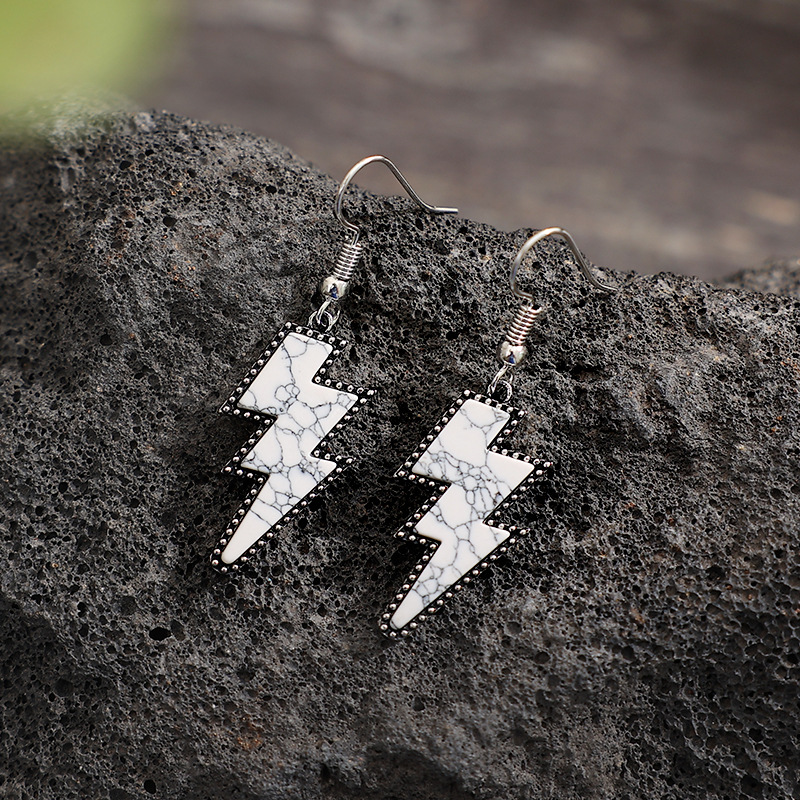 1 Pair Retro Lightning Alloy Drop Earrings display picture 4