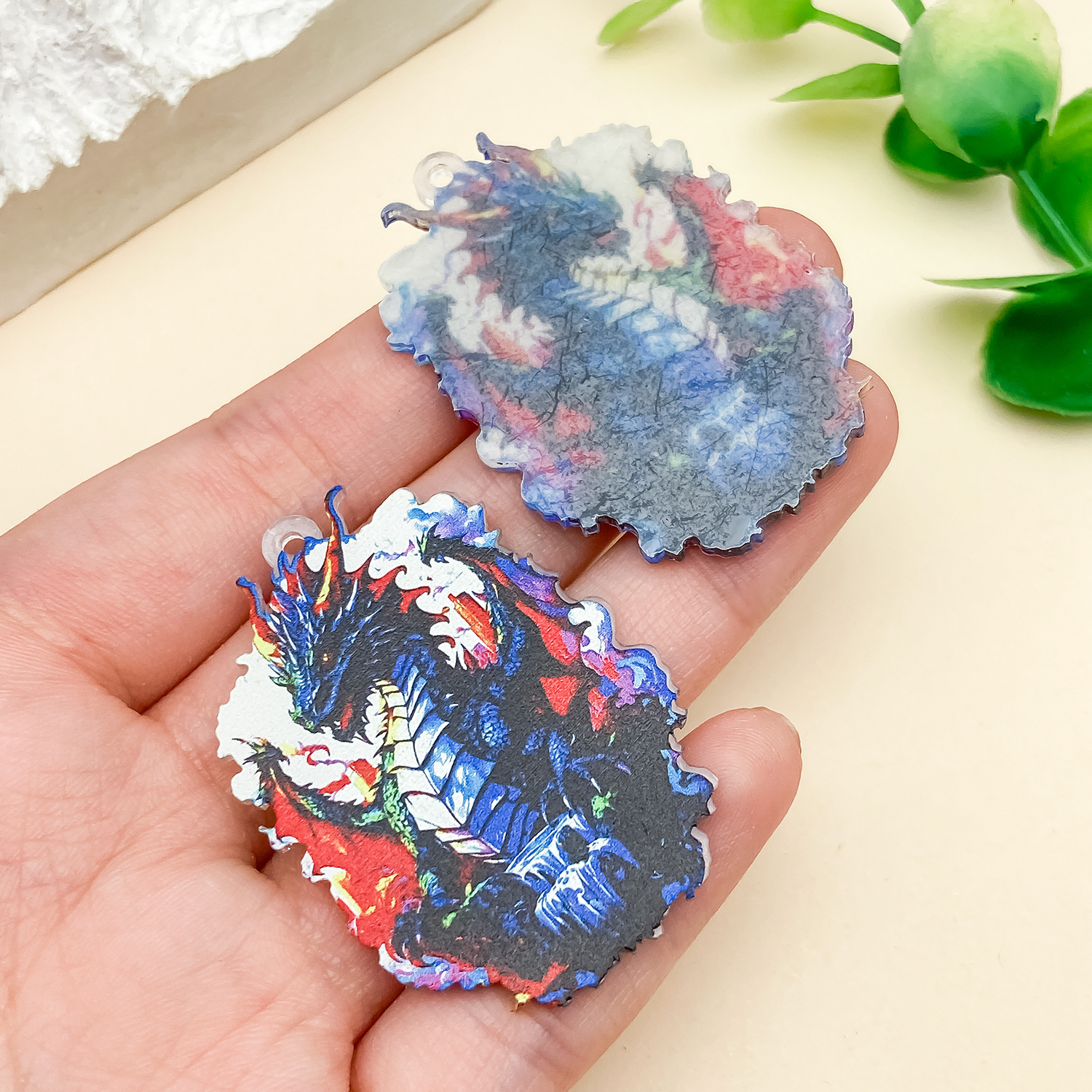 23939-QX-蓝色亚克力双面印花邪恶恐龙44x31x2m