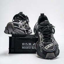 ����ֱ�����г�Ь���^���L͸���ϵ�Ь�W���\�����e�ܲ�Ь���l