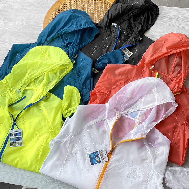 Outdoor birds! Foldable! Multi-functional waterproof sunshade spring and summer men and women thin breathable hooded skin jacket coat