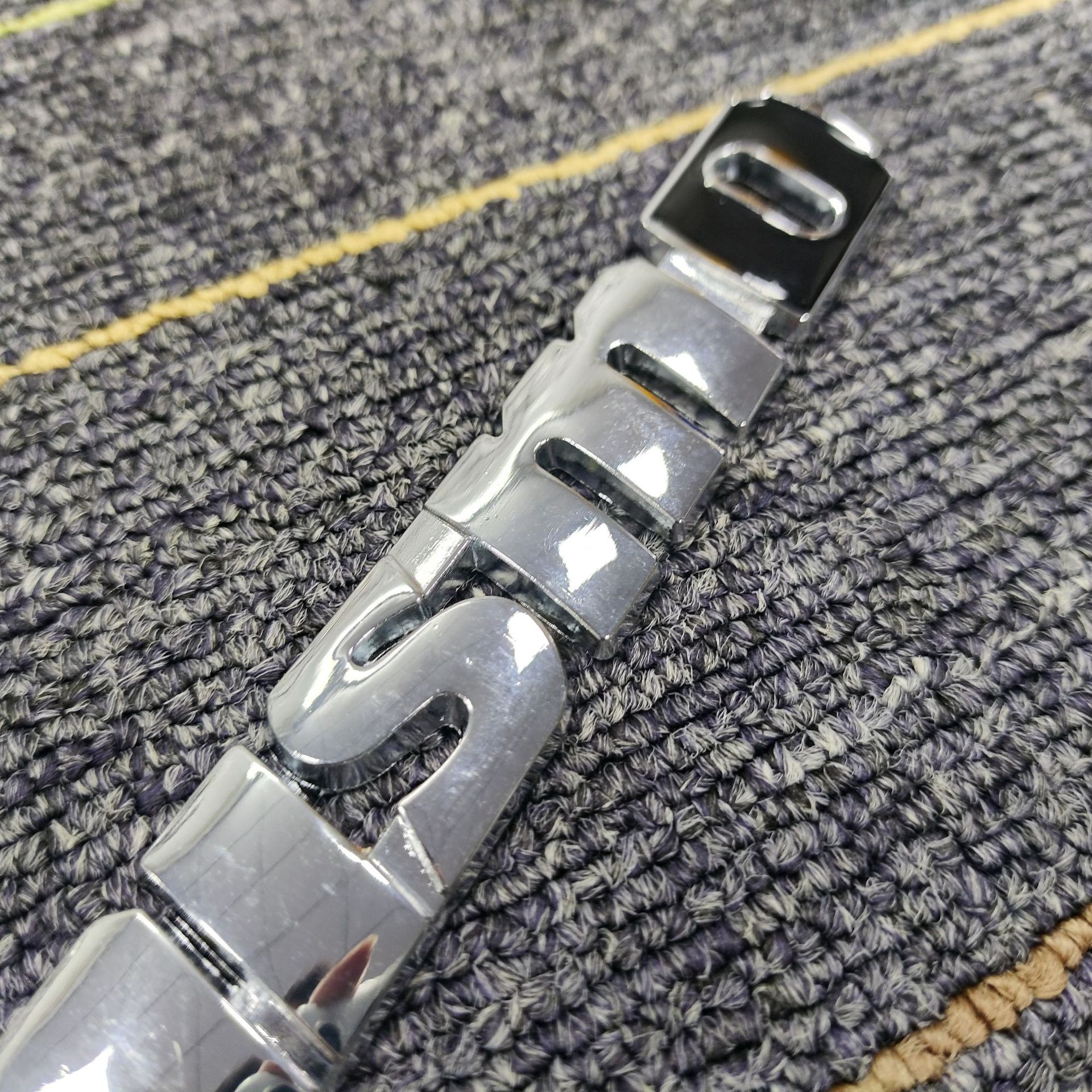 carousel-thumb-3