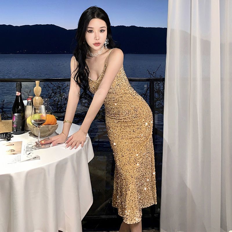 French Style Champagne Color Sling Dress High-end Temperament Light Luxury Birthday Party Bridesmaid Dress Princess Style Simple Slimming French Style Champagne Color Sling Dress High-end Temperament Light Luxury Birthday Party Bridesmaid Dress Princess Style Simple Slimming