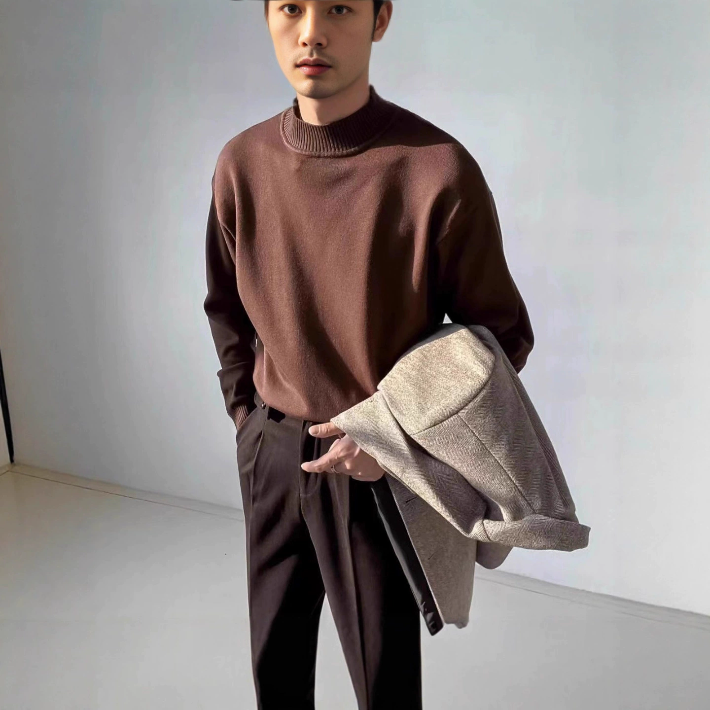 Осенне-зимний мужской свитер с полувысоким воротником, однотонный, облегающий, молодежный базовый свитер, мужская трикотажная одежда.