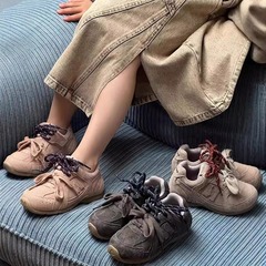 女の子用本革アガムシューズ2025秋冬新作子供用スポーツシューズカジュアル男の子用レトロスニーカー中高生向け