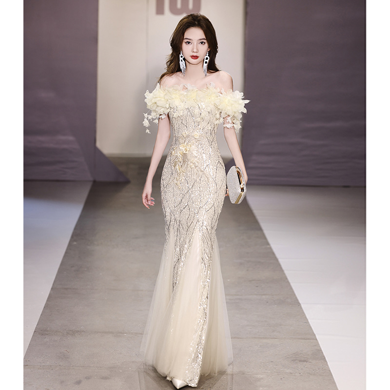Vestido de noche sirena 2025, hombros descubiertos, alta gama, lujo ligero, nicho, personalizado, de alta clase, para anfitriona, con lentejuelas, para reunión anual, cena, fiesta, brillante