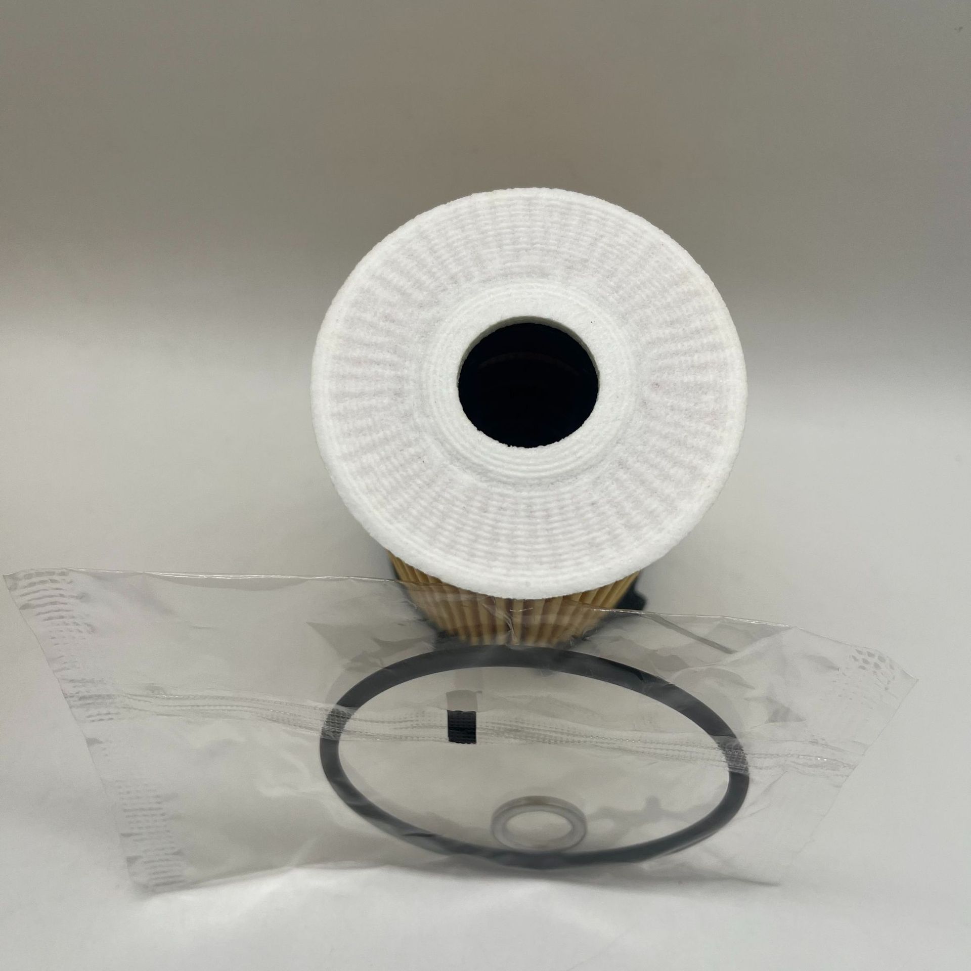 Oil Filter 1109AY 1109T3 1610693780 30735875 for Citroën Volvo