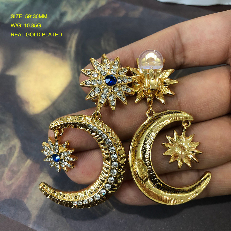 Women's Gender Plating, Inlay Design 1 Pair Retro Geometric Cross Heart Shape Plating Inlay Alloy Zircon Drop Earrings
