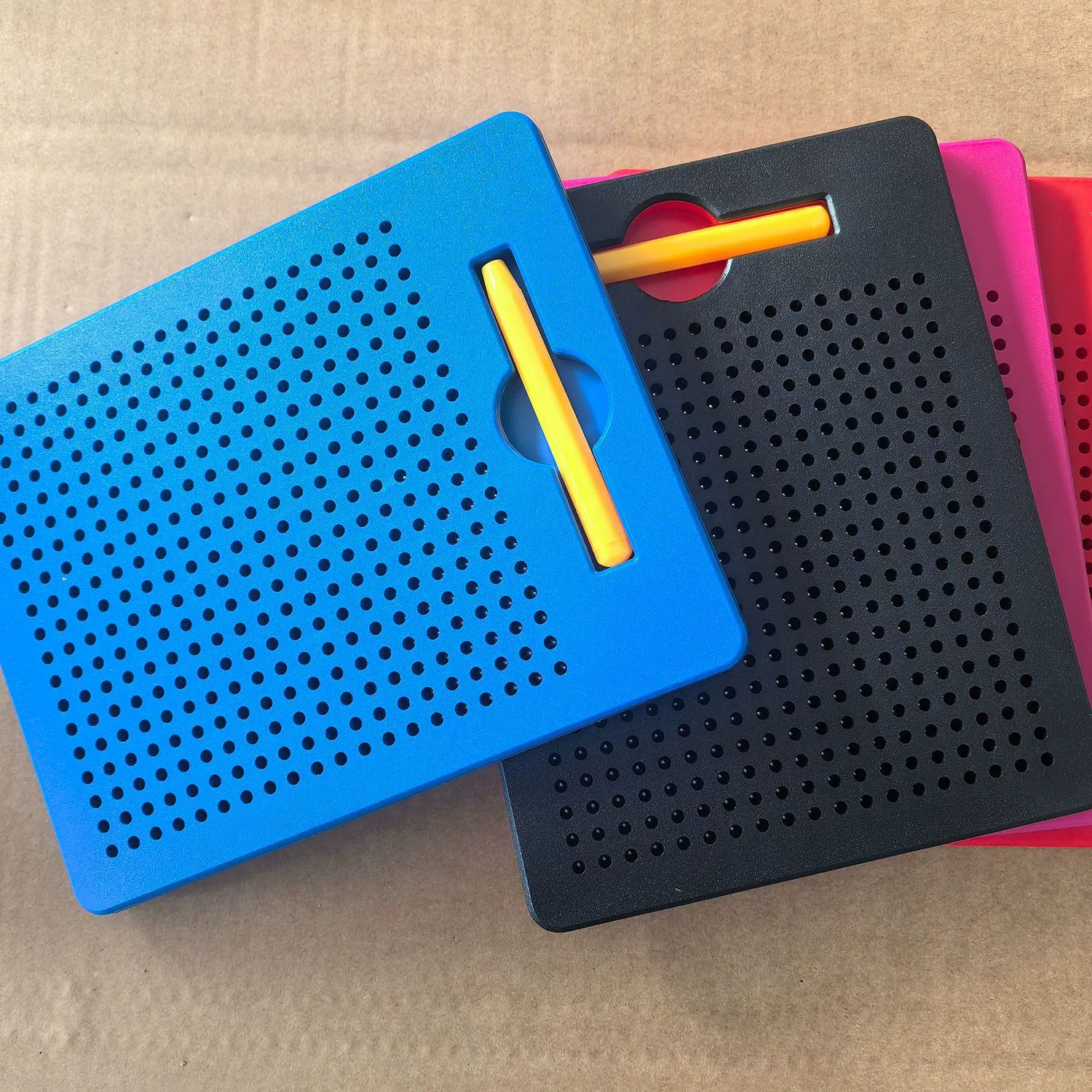 Goodnews Креативная магнитная доска для рисования, пластиковая детская образовательная доска для письма со стальным шариком, маленькая модель яблока для детей старше 3 лет