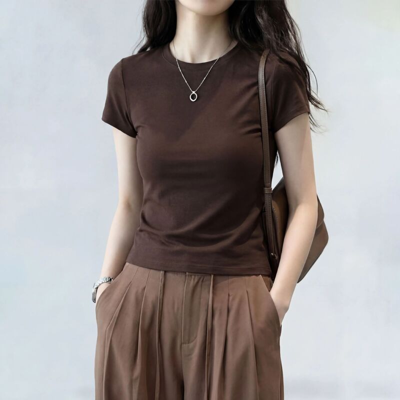 Elegant brown t-shirt for women, summer short-sleeved, slim-fit, unique, beautiful, super stylish, and chic top Elegant brown t-shirt for women, summer short-sleeved, slim-fit, unique, beautiful, super stylish, and chic top