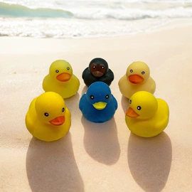 戏水玩具;玩具加工定制;搪胶公仔