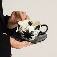 手绘花卉陶瓷咖啡杯碟套装高级感下午茶拿铁杯子小众水杯高档精致
