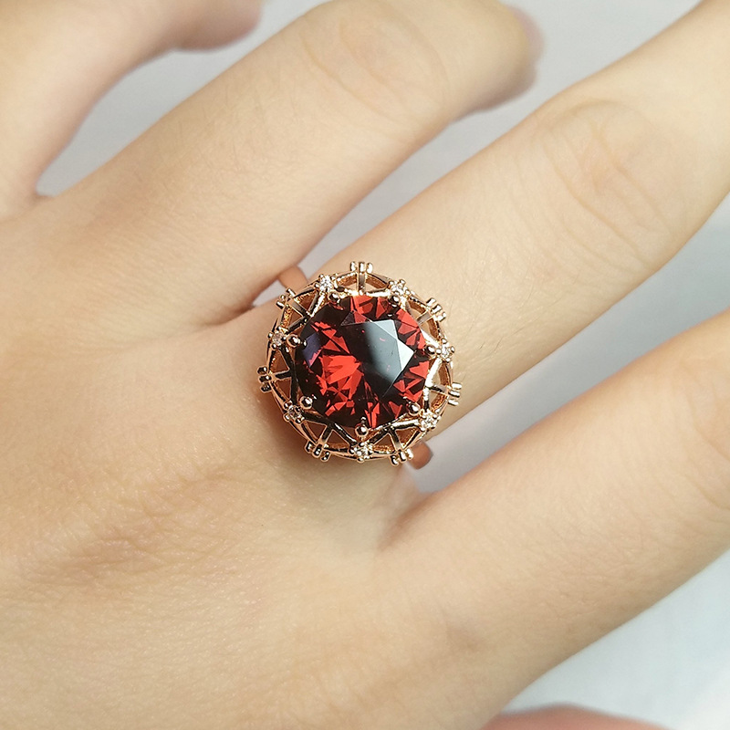 Natural Crystal And Gemstone Jewelry Brings Luck, Conveying Warmth, Clarity And Gentle Positive Energy, Making Every Day Feel Peaceful And Grounded. F_voghion.com