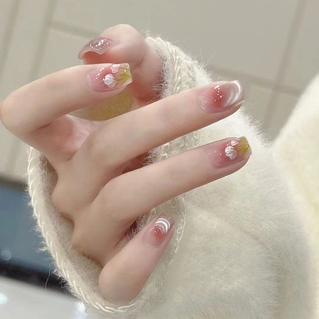 10 piezas para usar uñas de ojo de gato estereoscópico Tulipan blush corto francés prefabricado parche de manicura desmontable
