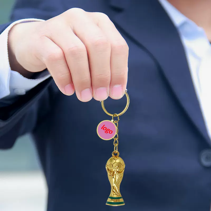 2022年卡塔尔  大力神杯 奖杯钥匙扣足球比赛纪念品球迷用品批发