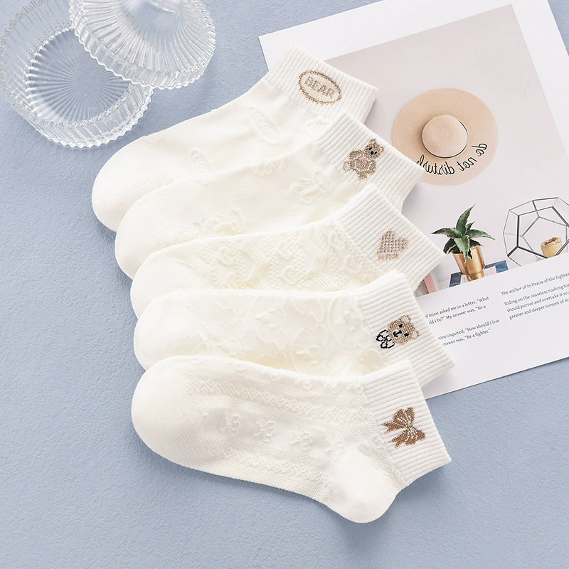 Женские хлопковые носки, летние тонкие впитывающие пот дышащие вышитые средние носки весенне-осенние короткие хлопковые носки спортивного стиля универсального размера