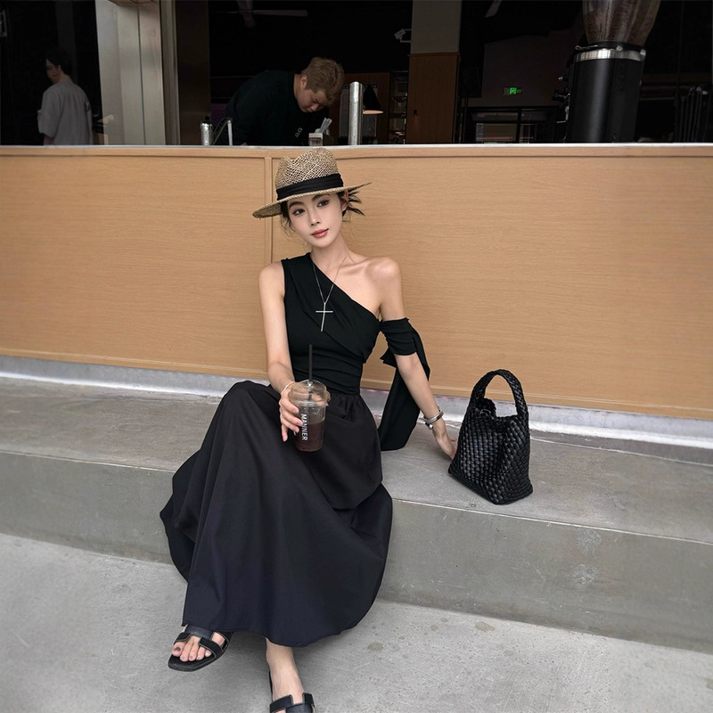 French Hepburn Style One-Shoulder Ribbon Large Skirt Slanted Shoulder Black Dress Women's Summer Elegant Formal Occasion Long Skirt