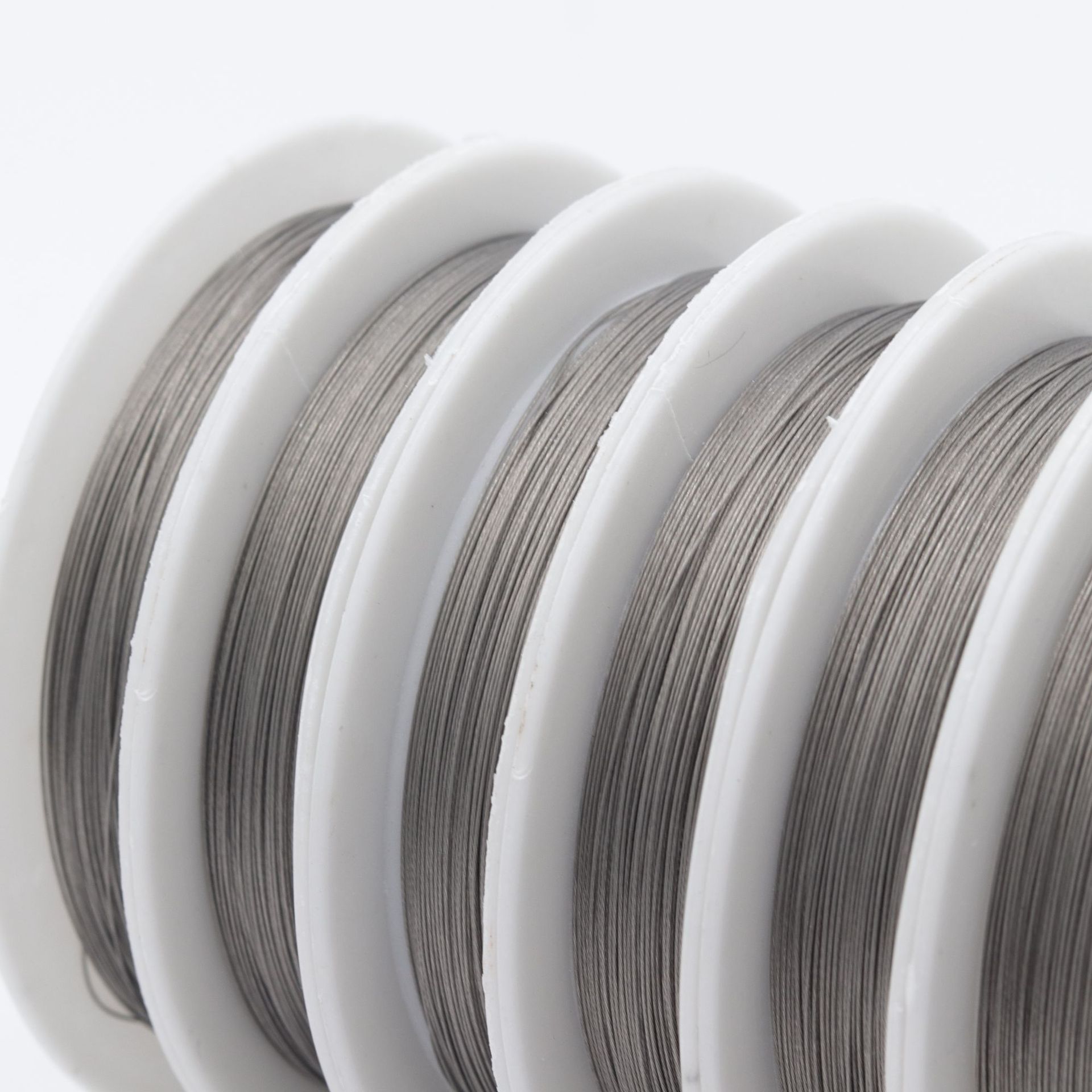 1 Piece 0.25mm 0.3mm 0.45mm 304 Stainless Steel Solid Color Polished Steel Wire display picture 7