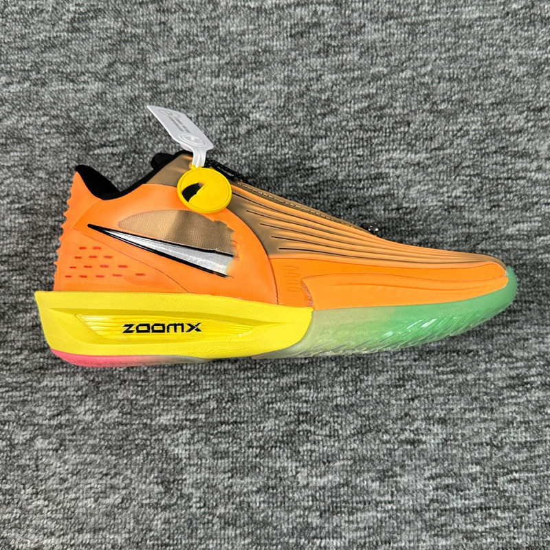 High-Quality Gt Cut 3.0 Basketball Shoes, Cushioning, Breathable, Retro Practical Men's and Women's Sneakers, Low-Cut Casual Sports Shoes