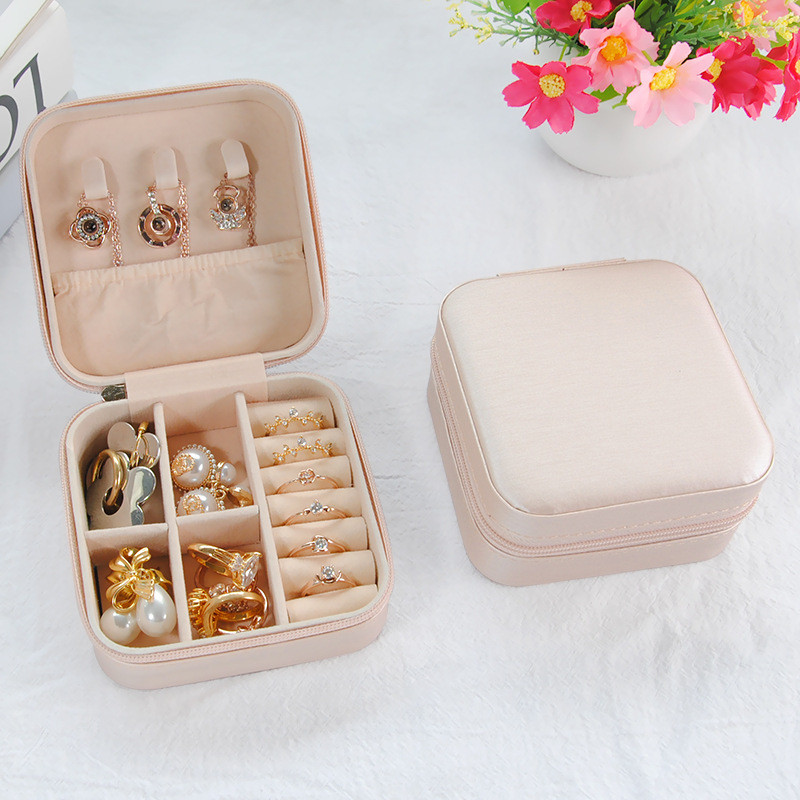 Pu caja de almacenamiento de joyería fabricantes de pendientes collares embalaje de joyería caja de almacenamiento anillo casero caja de joyería portátil