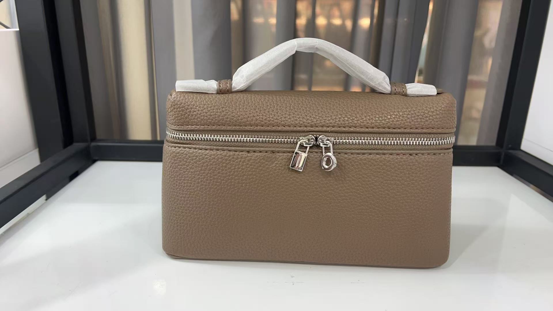 Elephant gray [hardware without letters]]