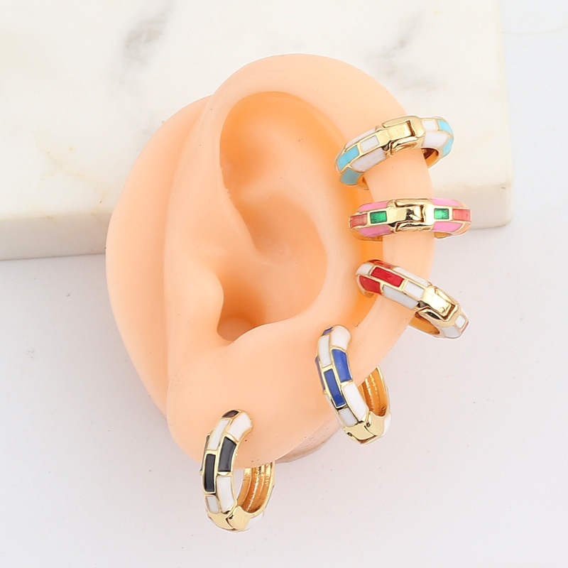 Retro Geometric Copper Hoop Earrings Copper Earrings display picture 2