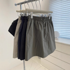 女性用の軽くて薄いワークウェアスカート！アウトドアマウンテンスタイル機能的なウエストゴム露出防止痩身Aラインスカートパンツ夏