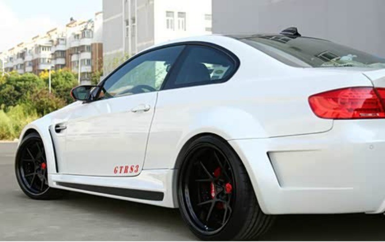 Suitable for BMW E92 E93 M3 modification wide-body V-style carbon fiber front lip, side skirts, and rear lip kit
