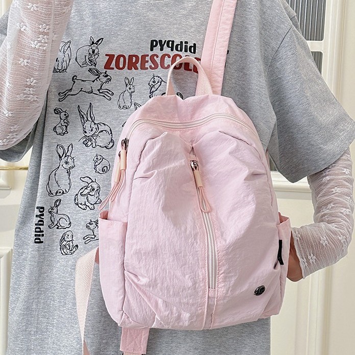 2025 새로운 복고풍 야외 등산 가방 경량 캐주얼 다목적 남성 간단한 여행 가방 학교 가방 여성 배낭