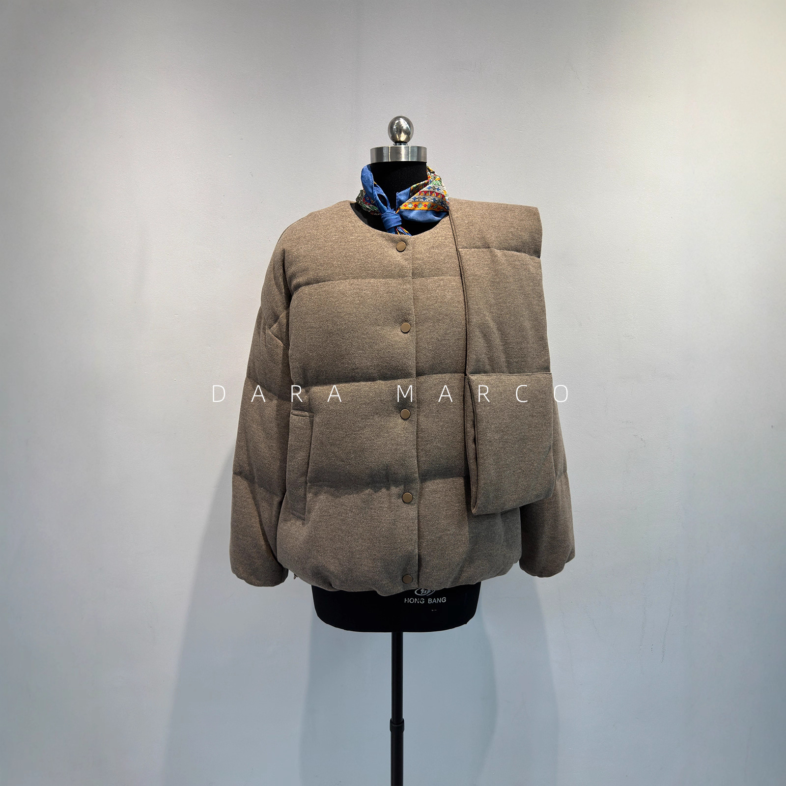 拥抱温暖~小禾柜上6K＋牦牛绒羊毛90白鸭绒羽绒服女秋冬短款外套