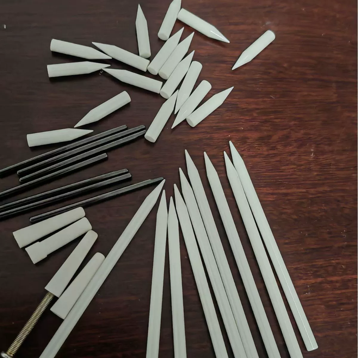 Новая энергия * фотогальваническая * полупроводниковая керамическая корзина для цветов верхний зуб циркониевый керамический стержень всасывающая насадка