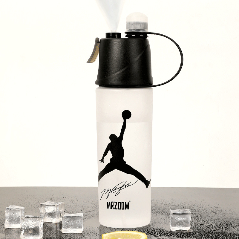 Frosted white slam dunk 600ml oversized spray bottle + cup brush, food-grade pc material