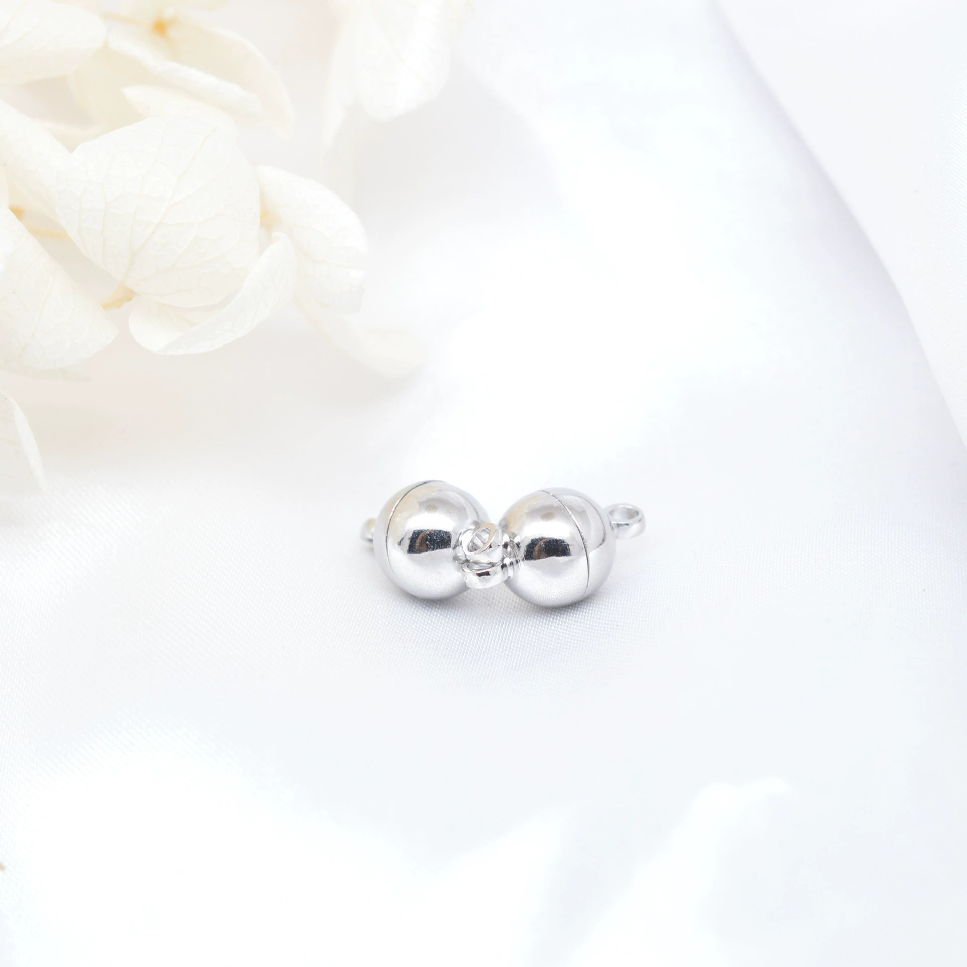 Внешняя торговля взрывной глянцовый шарик магнитная пряжка жемчужное ожерелье браслет магнитная пряжка DIY ювелирные изделия с медной пряжкой