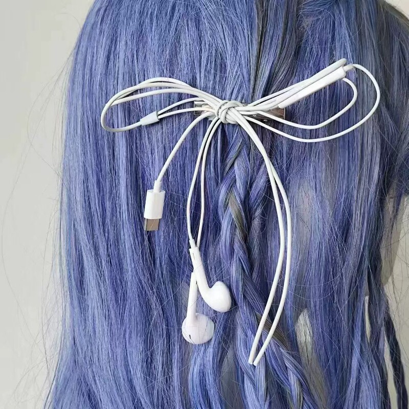 Cyberpunk fun and quirky creative earphone cable-shaped alternative hair accessory, Y2K subculture sweet and cool hot girl hair clip Cyberpunk fun and quirky creative earphone cable-shaped alternative hair accessory, Y2K subculture sweet and cool hot girl hair clip