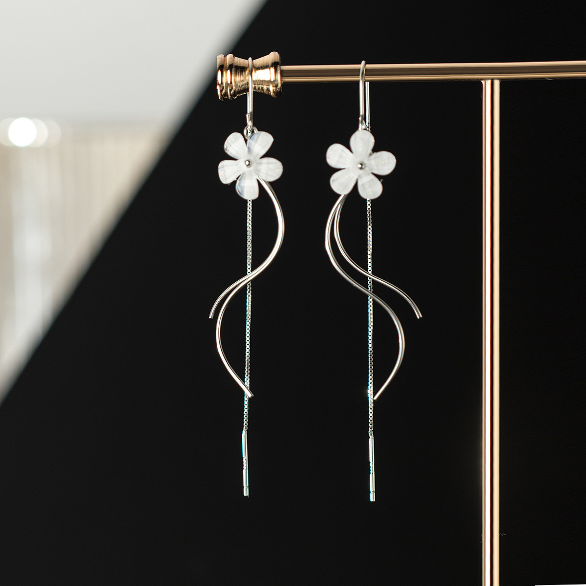 Eloch s925 plata de cinco pétalos línea de orejas de flores femenina coreana temperamento dulce pequeño fresco adorable joyas de orejas M01858