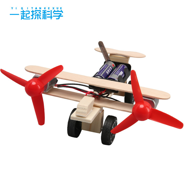 Science and technology small production handmade diy twin-engine taxiing aircraft science teaching toys for primary and secondary school students assembled packaging materials