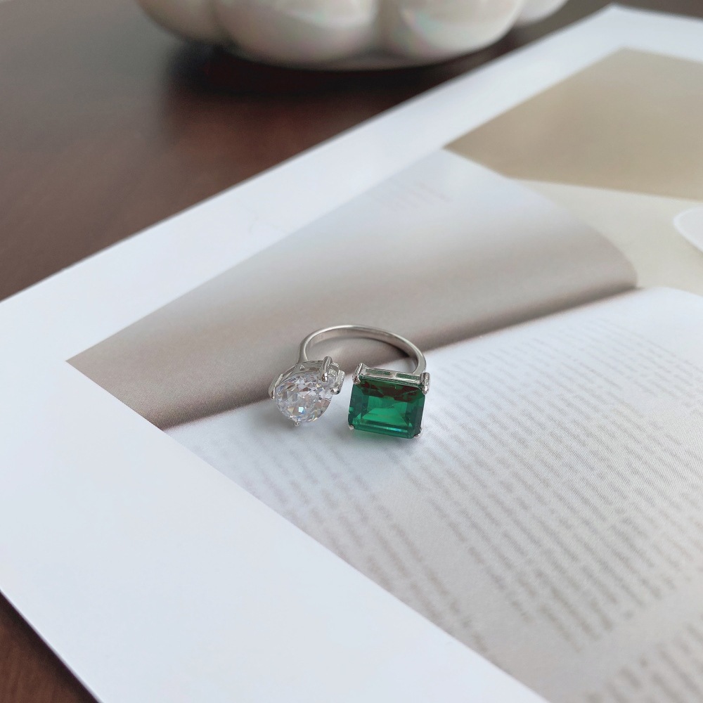 2g Weight Rings Classification 5, 6, 9 Ring Size 1 Piece Quantity Date, Tea Party Occasion 925 Sterling Silver Material Four Leaf Clover Pattern Women's Gender Plating Design Elegant, Glam Style 925 Sterling Silver Four Leaf Clover Rings 18