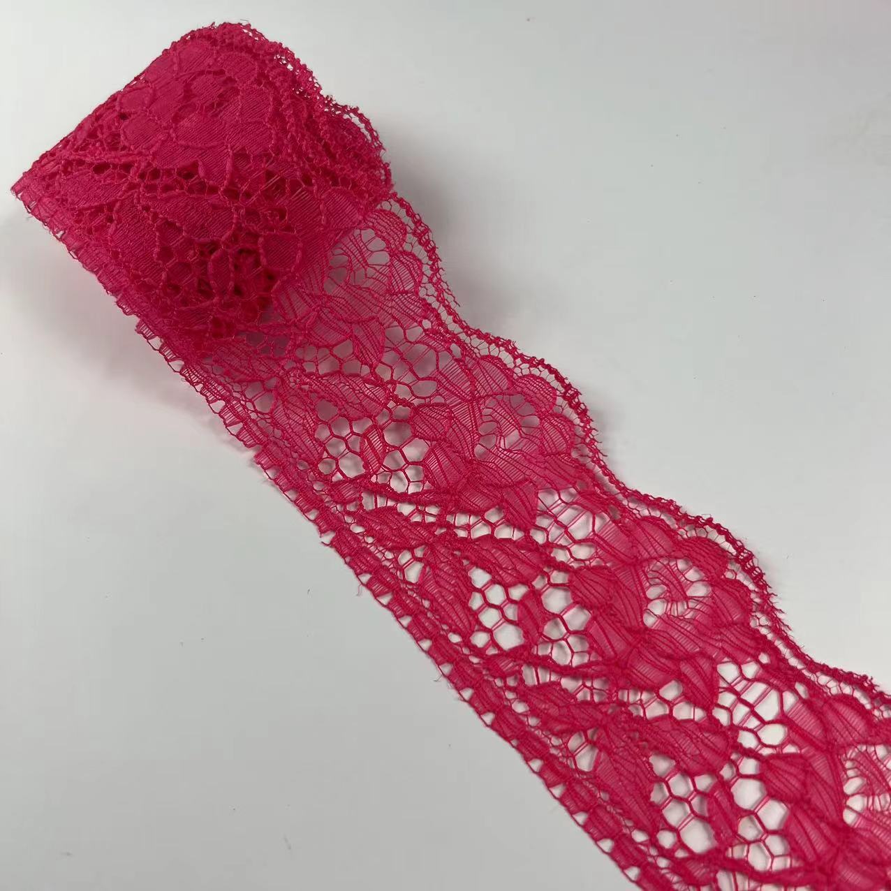 Suministro directo de fábrica 6cm encaje ropa textil para el hogar falda collar accesorios encaje color no elástico material de poliéster al por mayor