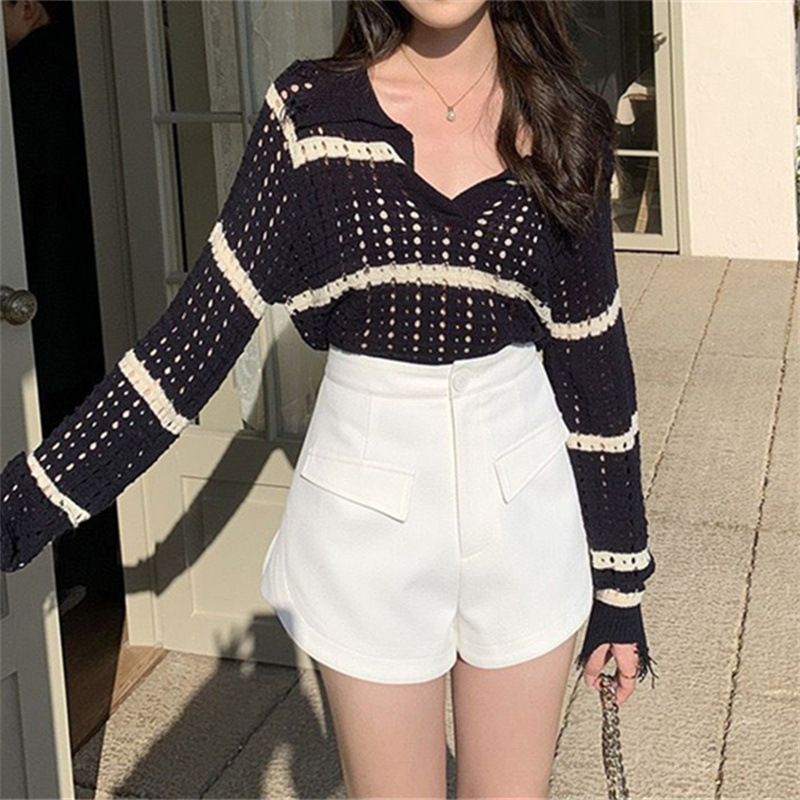 2025 primavera y verano blanco y negro rayas de color hueco chaqueta de moda coreana casual versátil blusa de punto delgada ropa de mujer image 3