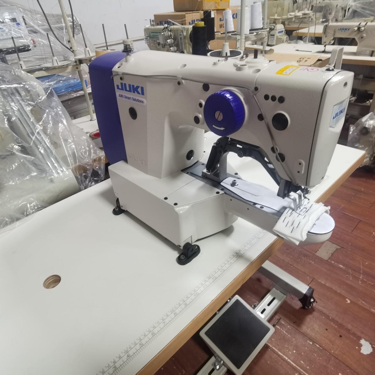 全新日本JUKI/重机款1900BN电脑打枣机商用电脑锁眼机电脑套结机-阿里巴巴